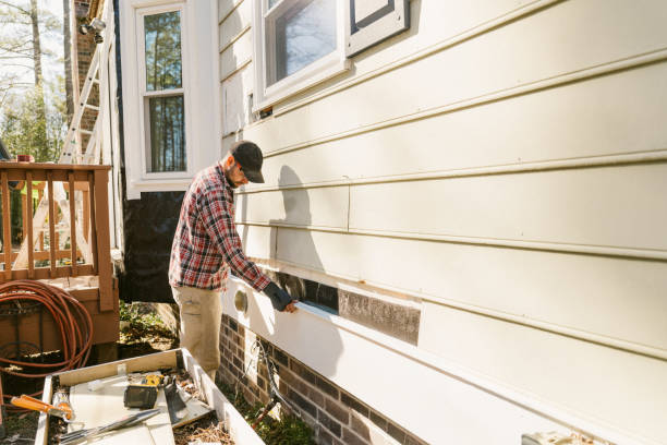 Top rated local Storm Damage Siding Repair specialists in Burlington, CO