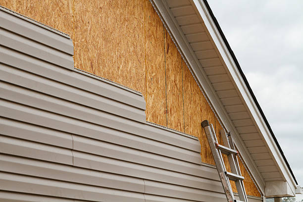 24/7 Emergency Storm Damage Siding Repair experts in Burlington, CO
